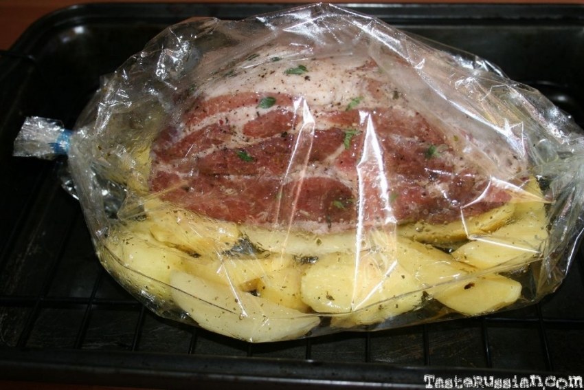 Мясо в рукаве для запекания