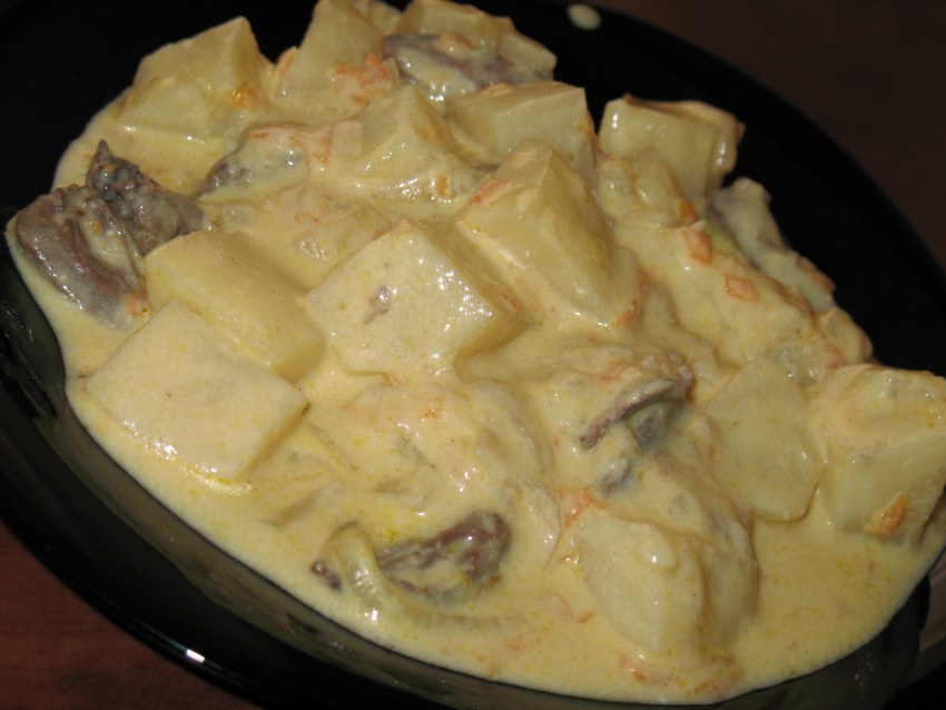 Картошка тушеная в сметане