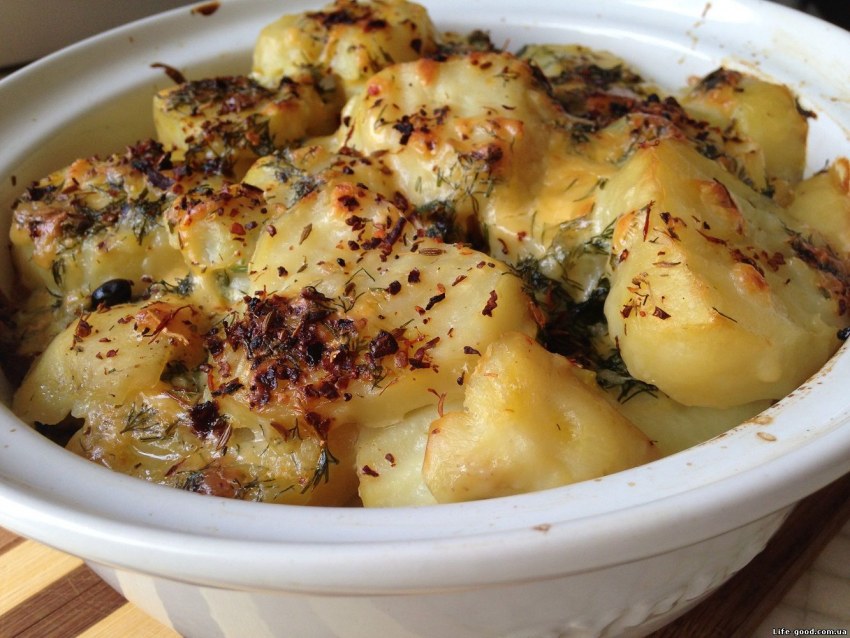 Картофель под соусом