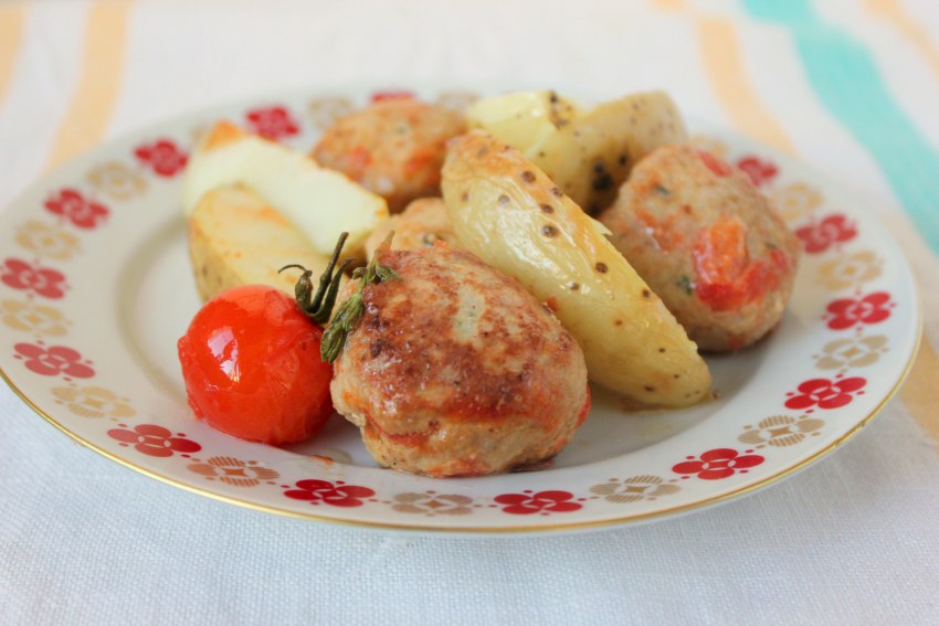 Тефтели из индейки в духовке для ребенка