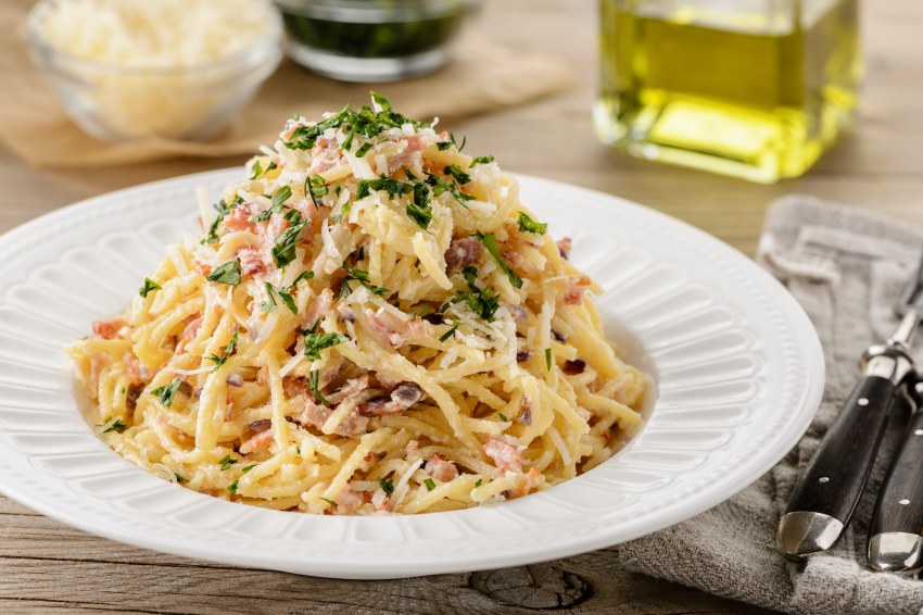 Запеканка с макаронами и фаршем индейки