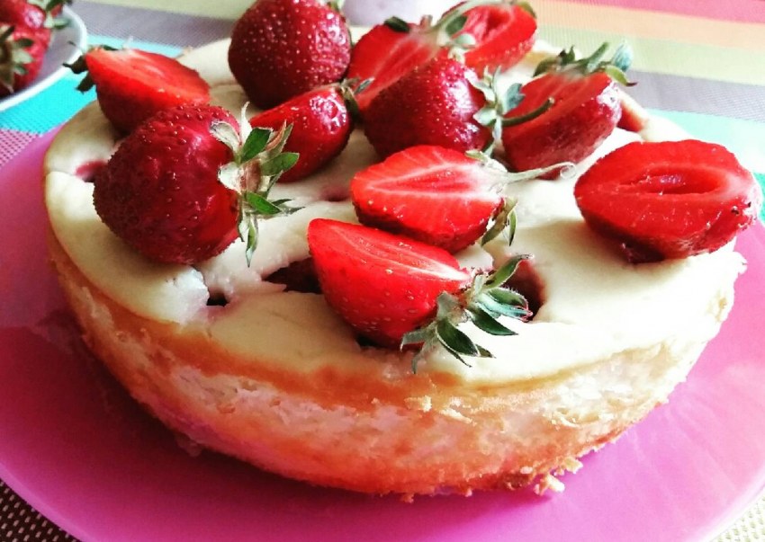 Запеканка творожно- Клубничная