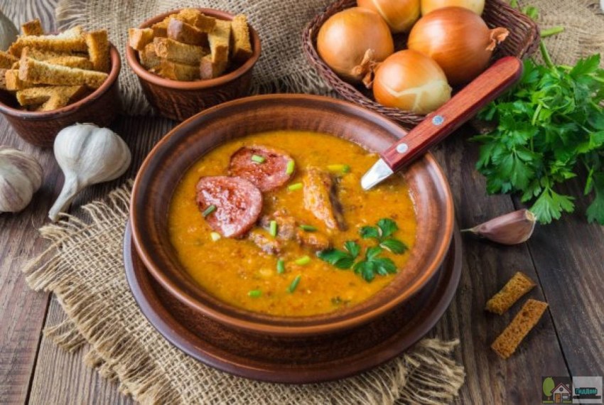 Вкусный суп с фасолью в мультиварке