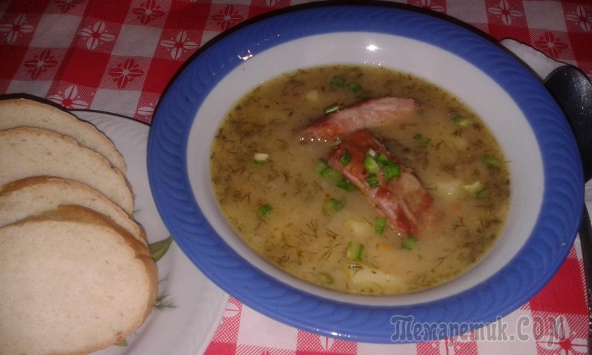 Гороховый суп с ребрышками свиными