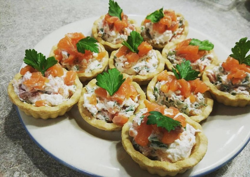 Блины с семгой и сыром