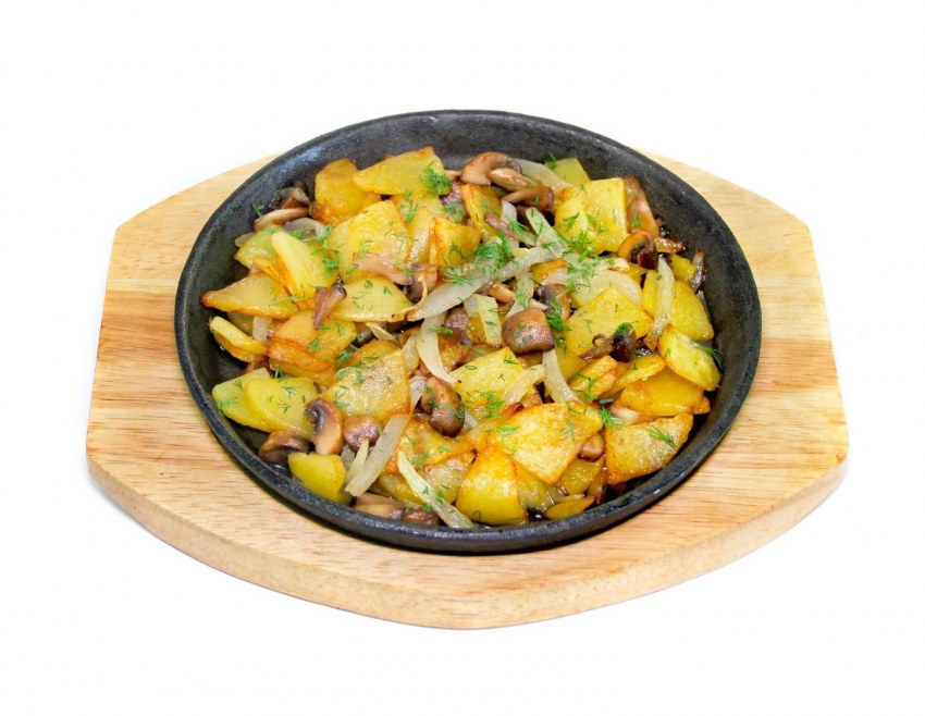Жареная картошка с луком