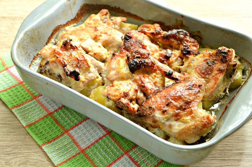 Курица в сметане в духовке