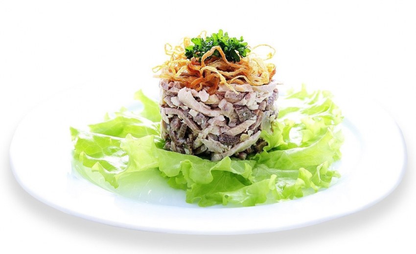 Салат Прато с куриной печенью