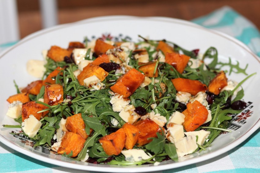 Тыква тофу руккола