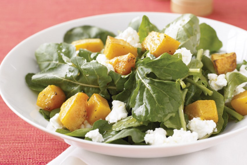 Тайский салат с жареной тыквой