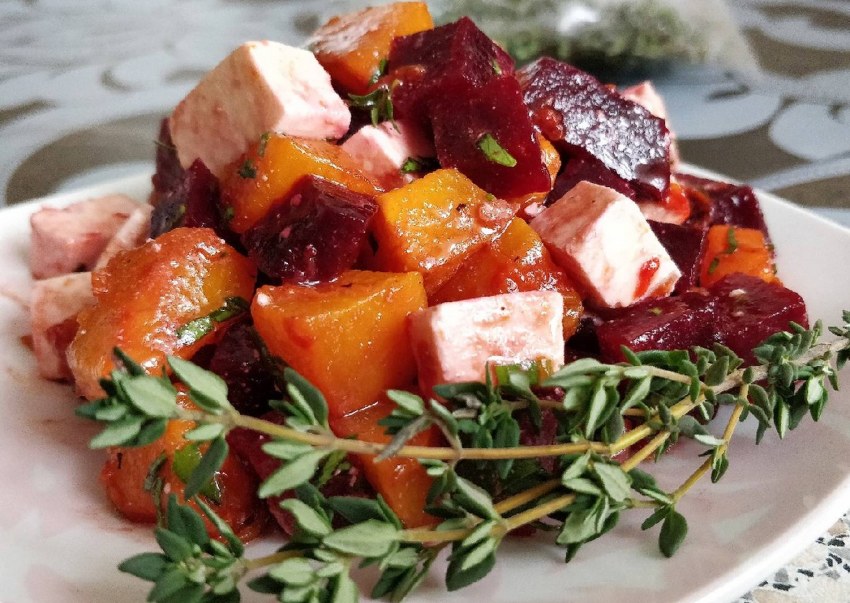 Салат с тыквой и свеклой