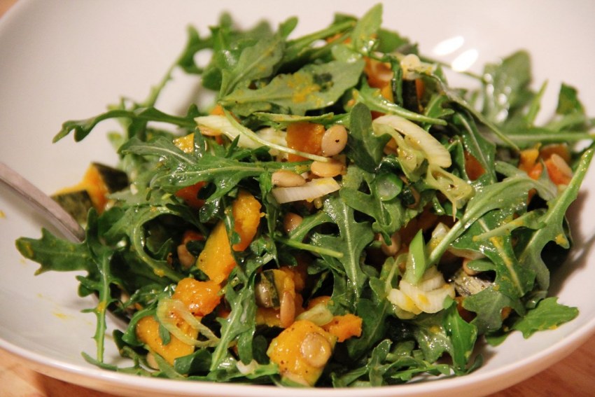 Киноа с тыквой и авокадо