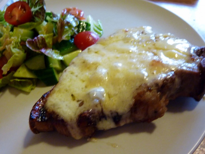 Свинина запеченная "по-купечески"