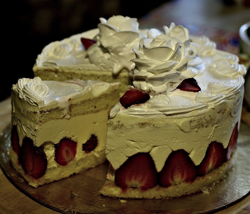 Сдобный пирог с черникой