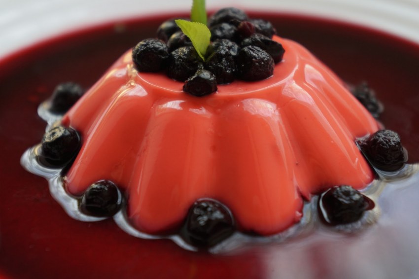 Торт с ягодным желе