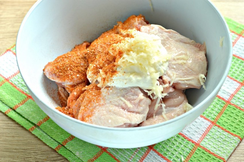 Филе курицы в сметанном соусе