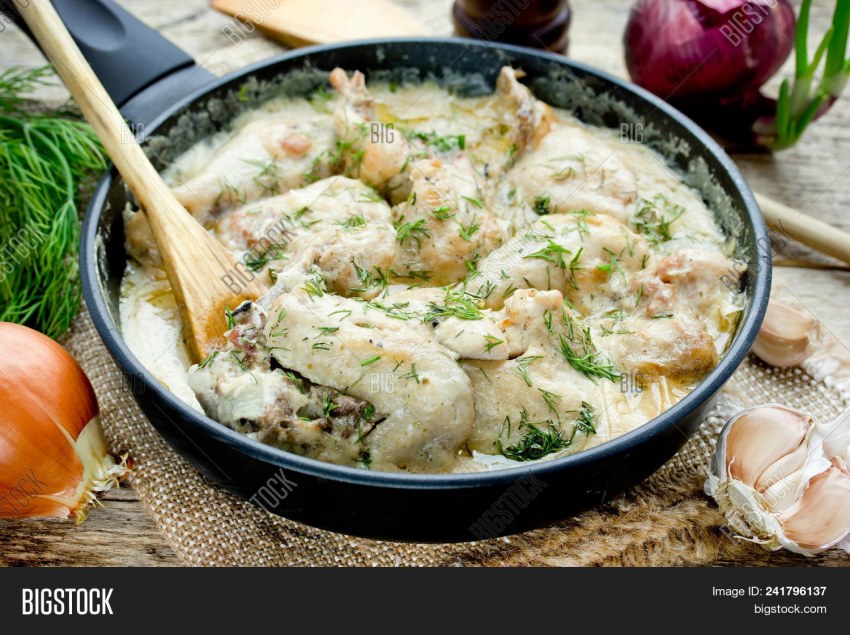 Фрикасе из индейки с грибами