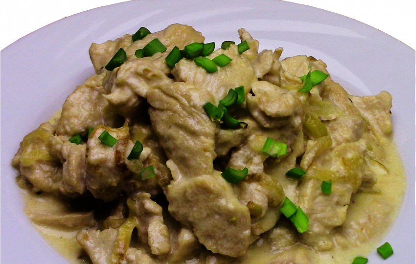 Печень куриная в сметанном соусе