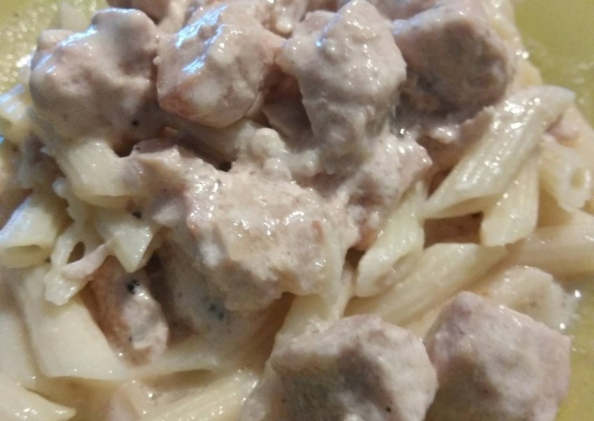 Куриные фрикадельки в сливочном соусе