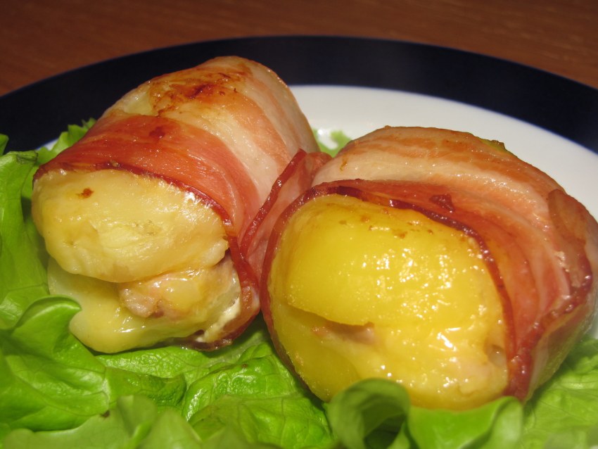 Беконовые рулетики