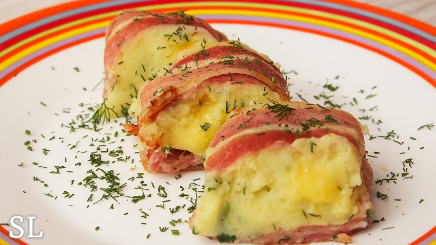 Медальоны из свинины в беконе