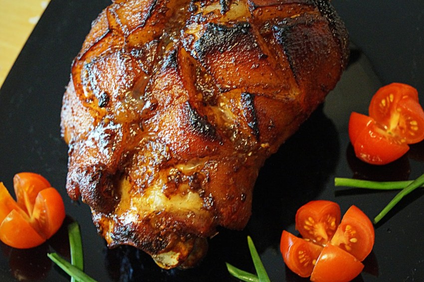 Рулька свиная ветчина