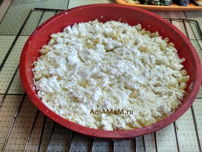 Макароны с клубникой