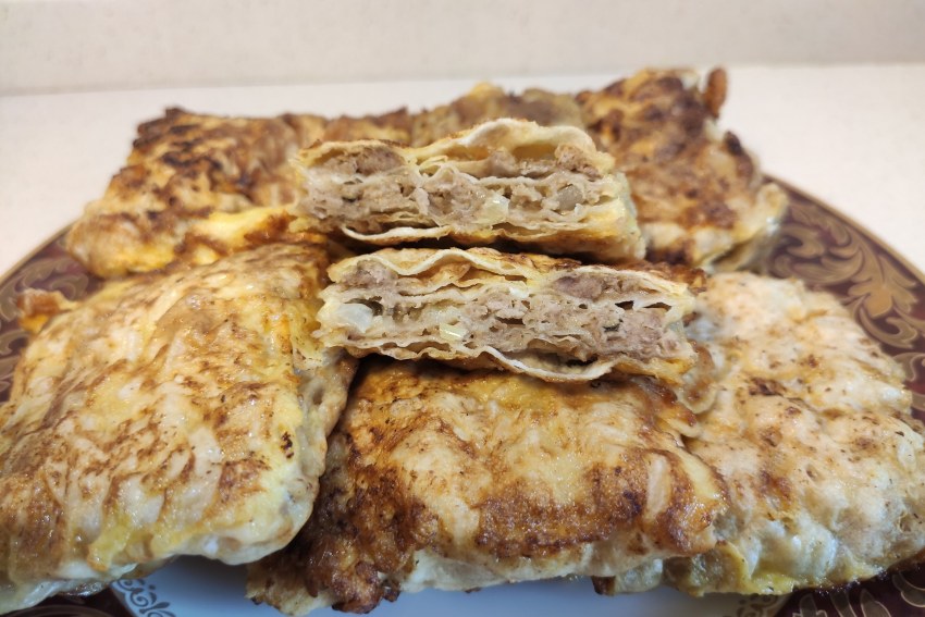 Пирог из лаваша в рулете