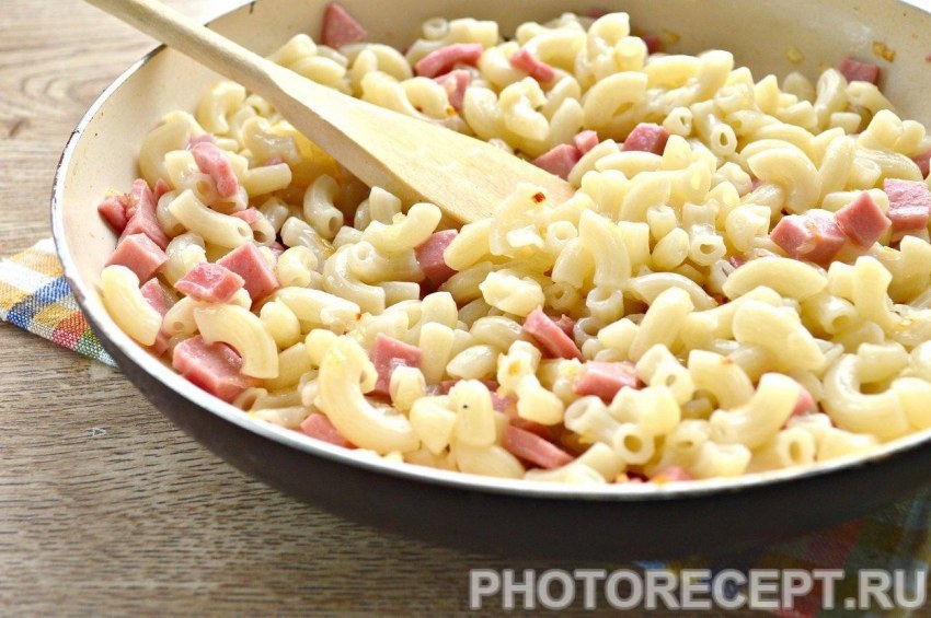 Макароны по флотски с колбасой