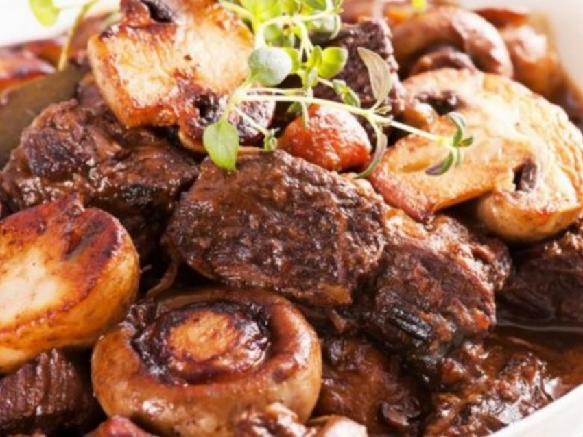 Томленая говядина в духовке