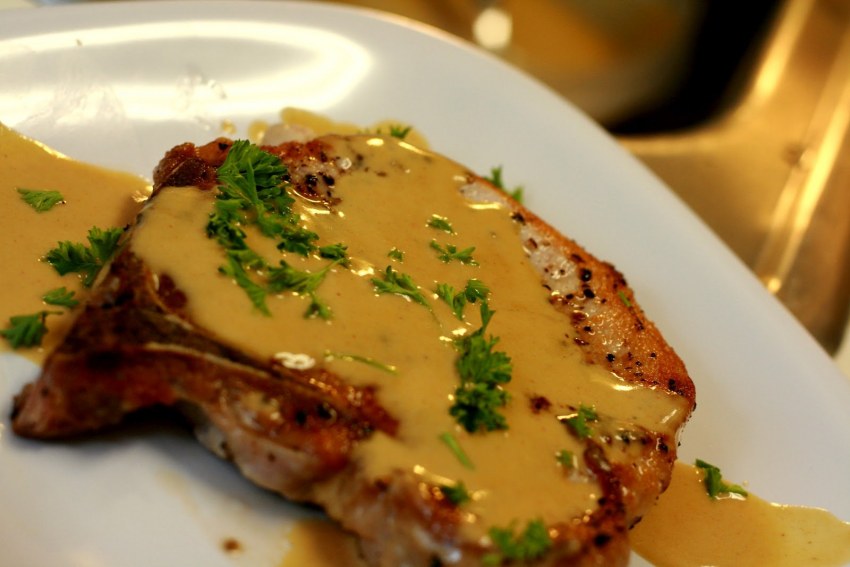 Говядина тушеная с грибами