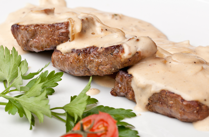 Бефстроганов из форели