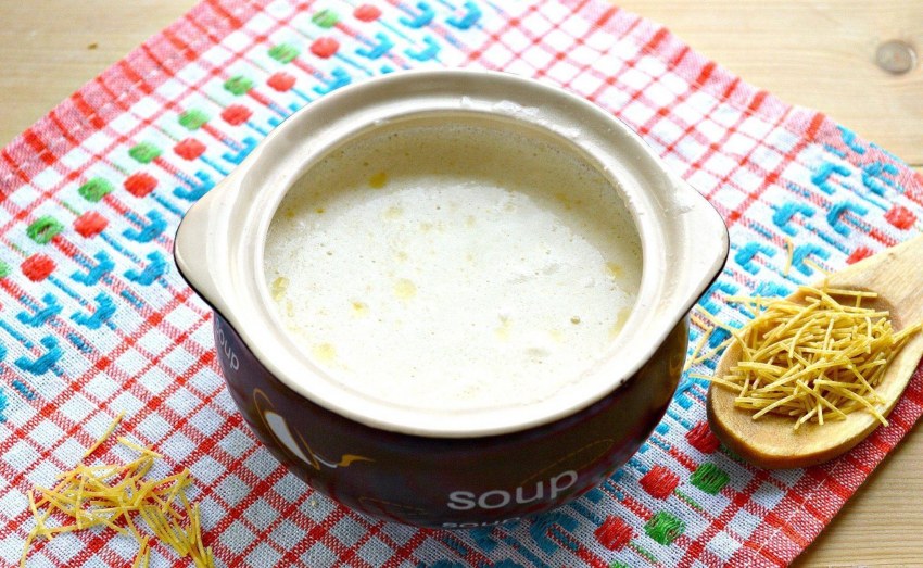 Молочный вермишелевый суп для ребенка
