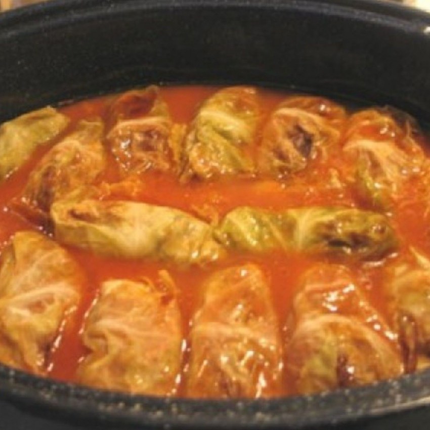 Голубцы в томатно-сметанном соусе