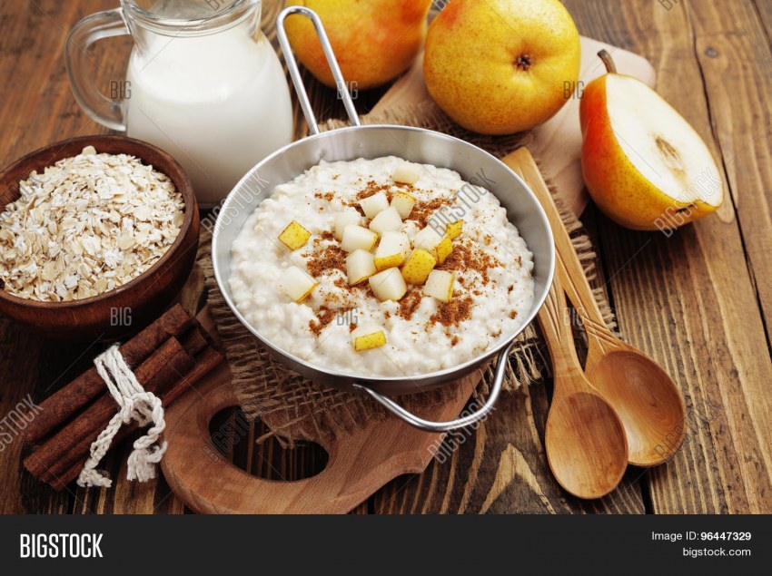 Геркулесовая каша с грушей