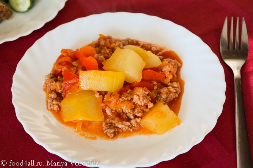 Борщ с курицей в мультиварке пошаговый