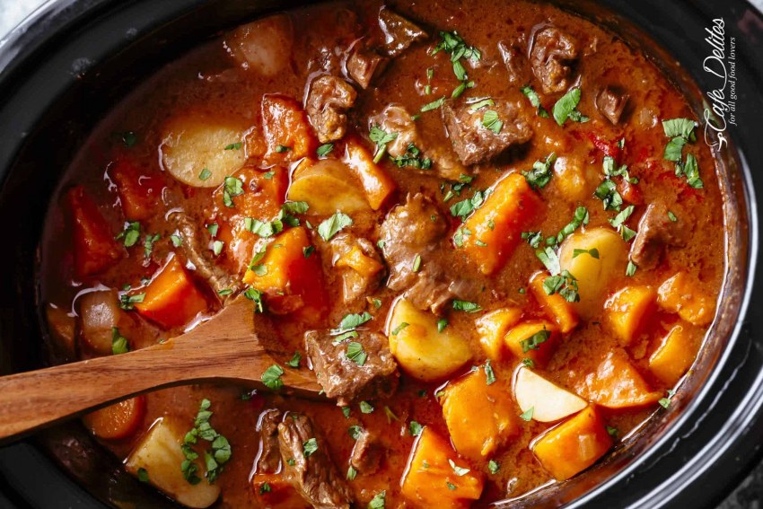 Гуляш с овощами