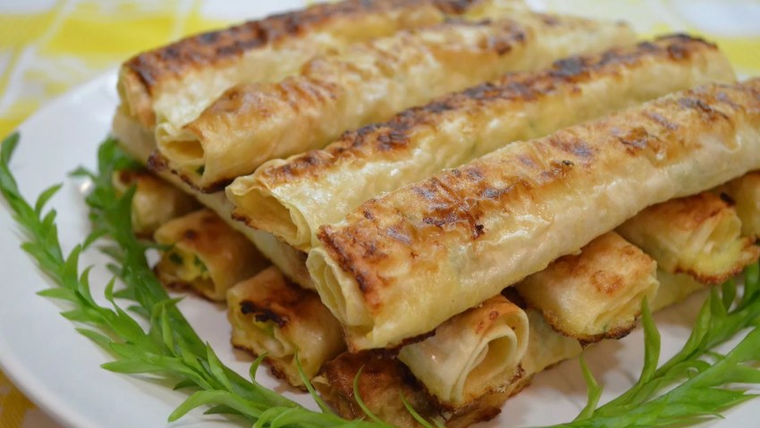 Рулет из лаваша с курицей