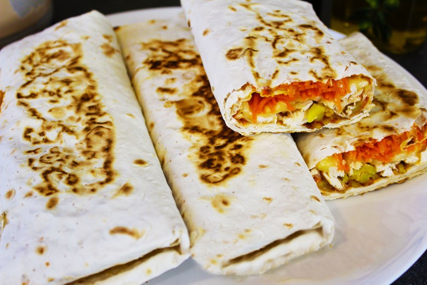 Завертоны из лаваша