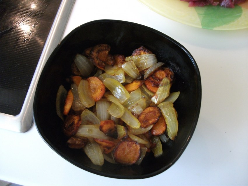 Тушеная картошка с печенью