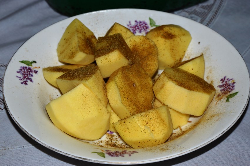 Свинина с травами и чесноком