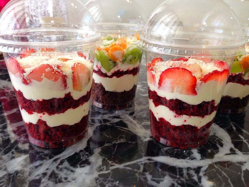 Трайфл с крошкой бисквита