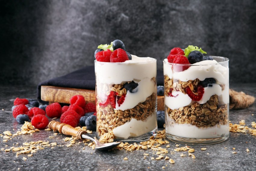 Трайфл с гранолой