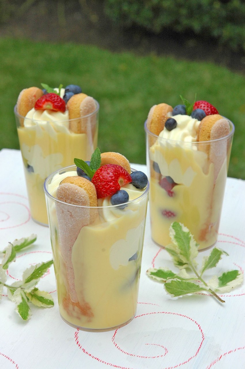 Фруктовый Трайфл