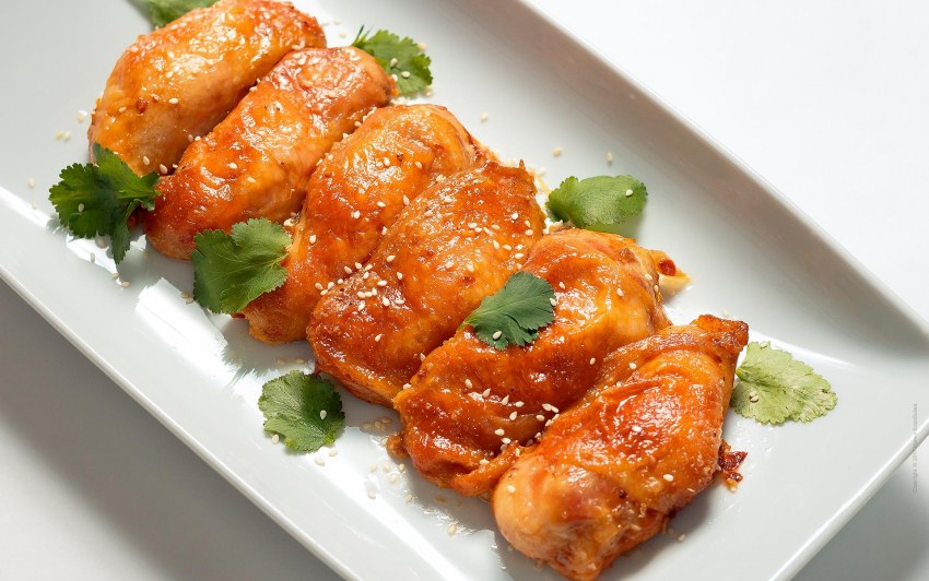 Куриная грудка в маковом соусе