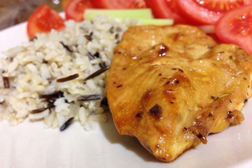 Куриная грудка в маковом соусе