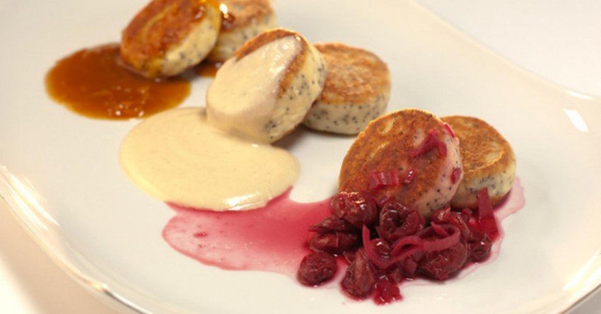 Сырники с и сливочным соусом