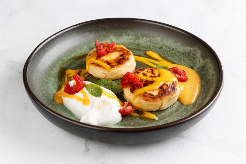 Сырники со сметаной