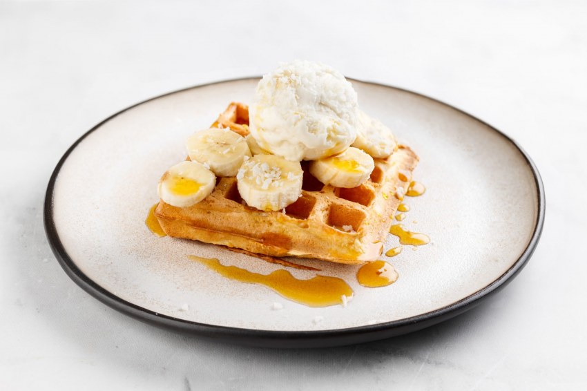 Сырники в духовке под сметанным соусом