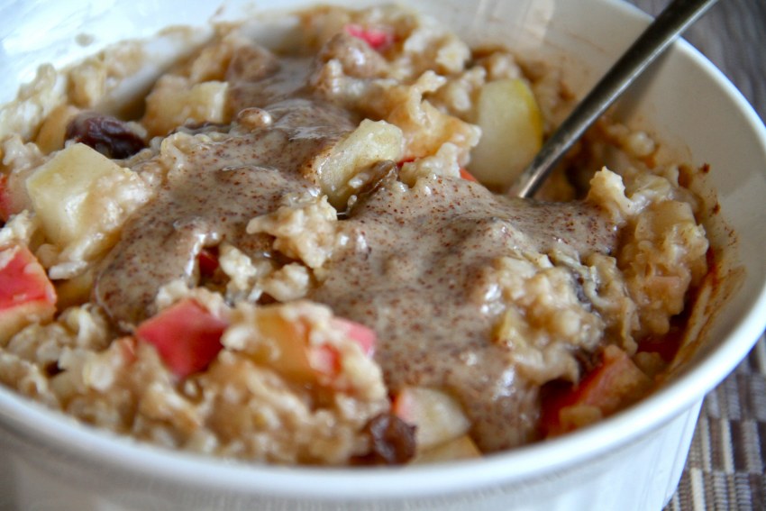 Овсянка с яблоком